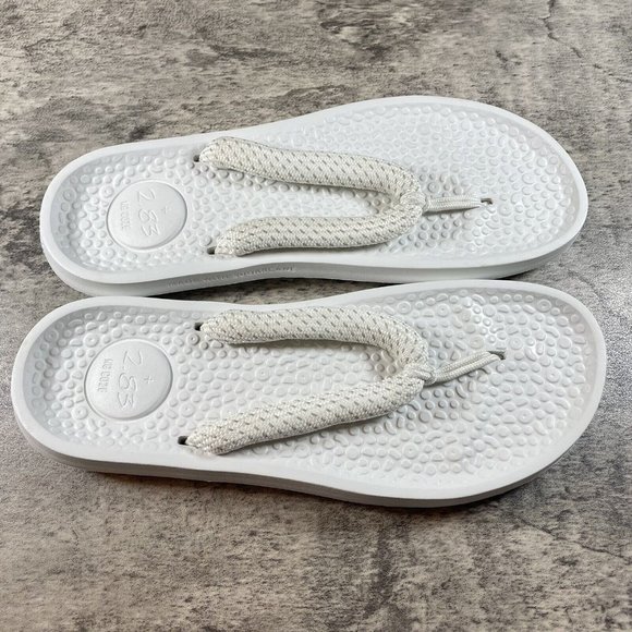 Allbirds 2.83 KG CO2E Flip Flop Sandal White Women 11 Men 9 - Picture 2 of 6